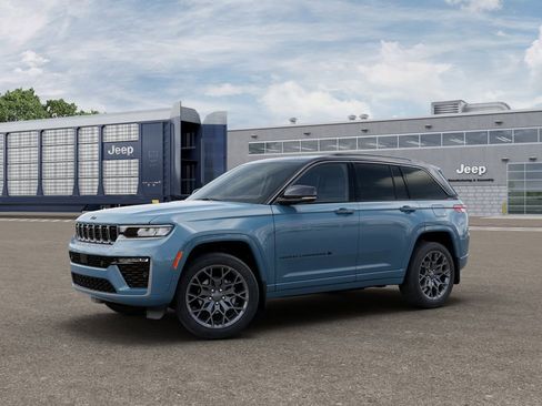 New 2026 Jeep Grand Cherokee Summit w/ Obsidian Package AWD/4WD image 2