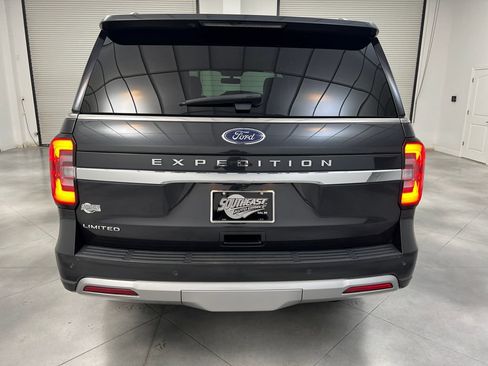 Used 2023 Ford Expedition Limited AWD/4WD image 8