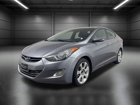 Used 2013 Hyundai Elantra Limited image 4