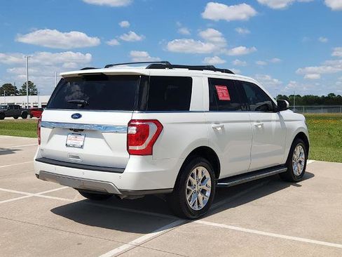 Used 2021 Ford Expedition XLT RWD image 5