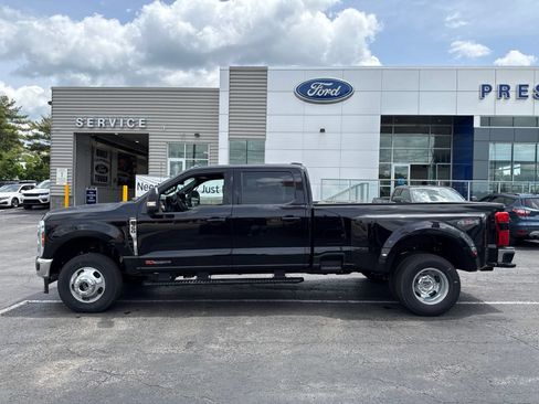New 2026 Ford F350 Lariat w/ Lariat Premium Package AWD/4WD image 3