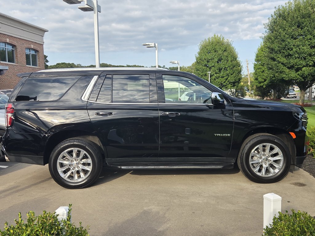 Used 2024 Chevrolet Tahoe Premier AWD/4WD image 5