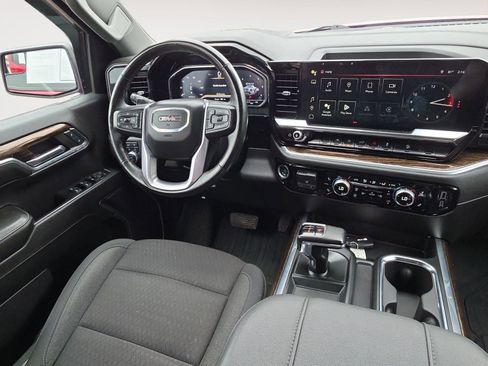 Used 2024 GMC Sierra 1500 Elevation AWD/4WD image 11