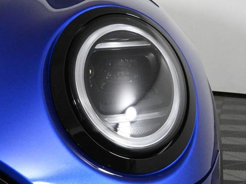 Used 2025 MINI Cooper S image 11