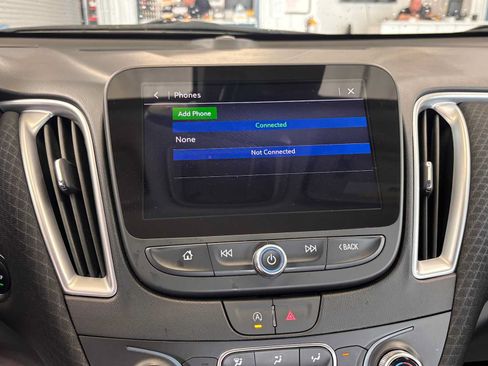 Used 2025 Chevrolet Malibu LT FWD image 26