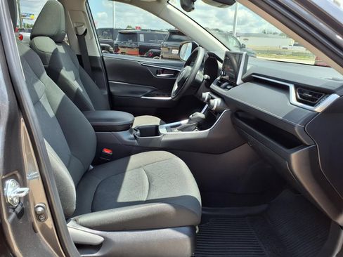 Certified 2025 Toyota RAV4 XLE w/ Convenience Package FWD image 20