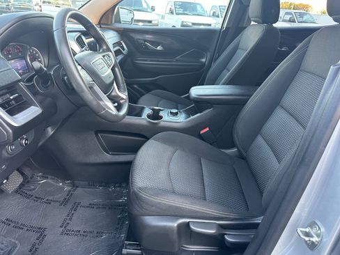 Used 2022 GMC Terrain SLE image 32