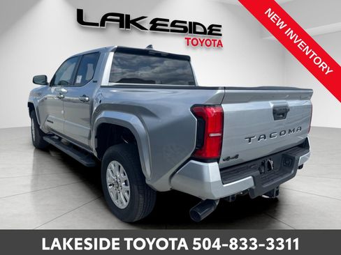 Certified 2025 Toyota Tacoma 4x4 Double Cab image 4