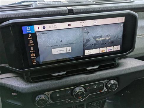 New 2025 Jeep Gladiator Sport image 12