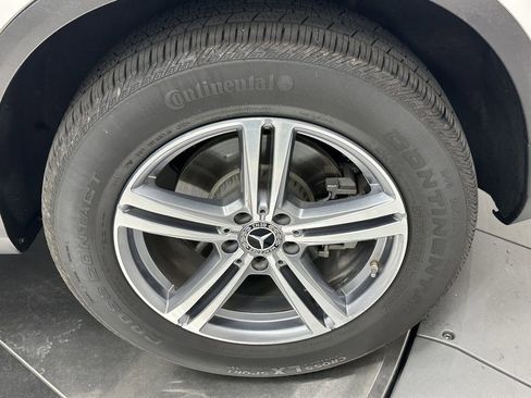 Used 2021 Mercedes-Benz GLC 300 image 22