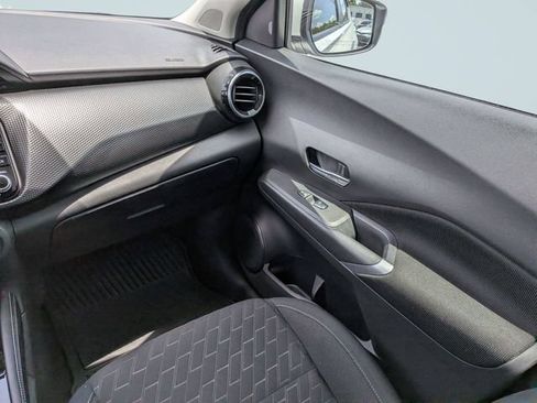 Used 2024 Nissan Kicks SV FWD image 16