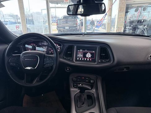 Used 2023 Dodge Challenger SXT w/ Blacktop Package image 42