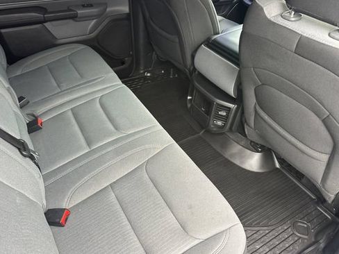 Used 2021 RAM 1500 Big Horn RWD image 17