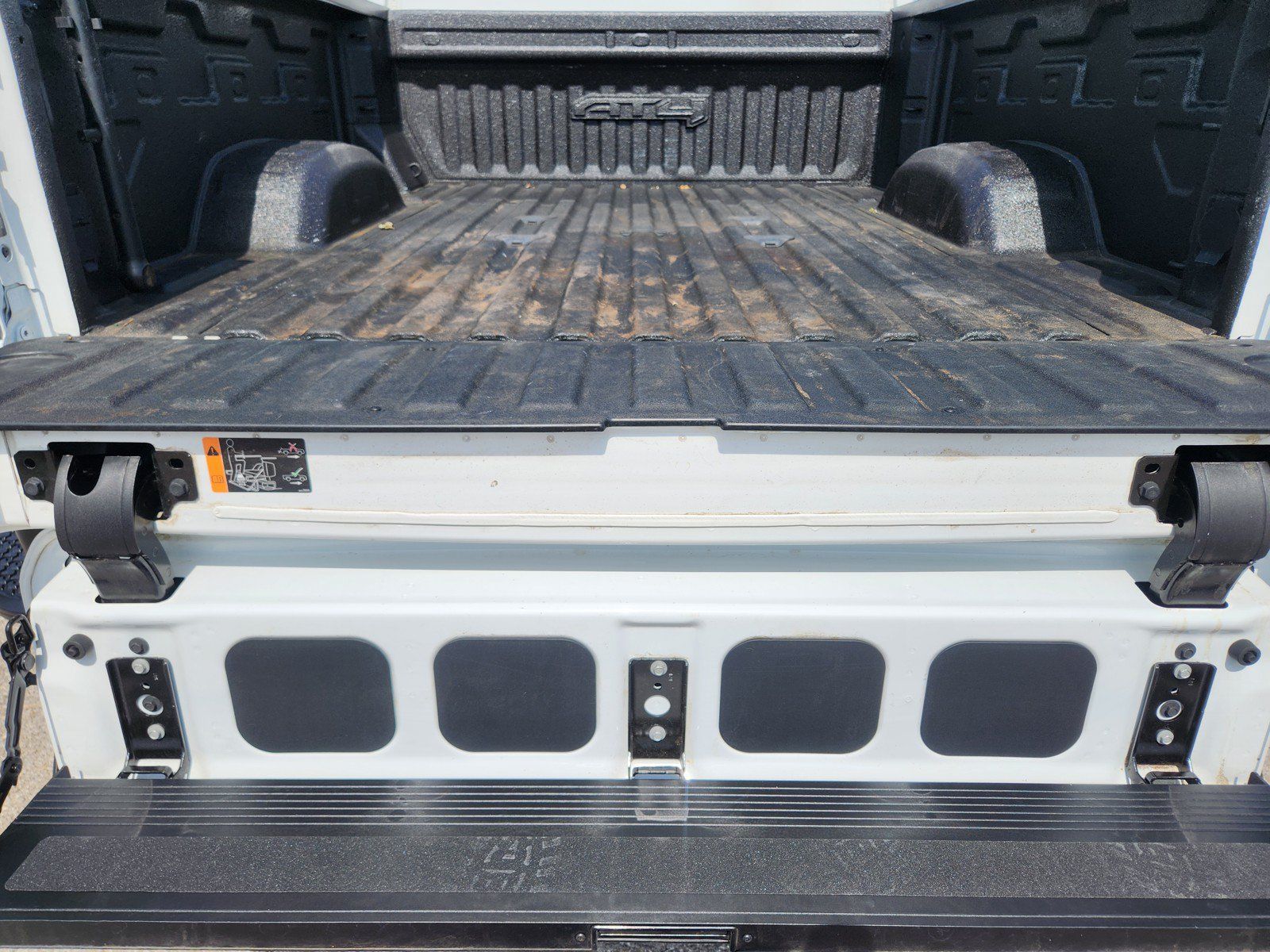 Used 2024 GMC Sierra 2500 AT4 w/ AT4 Premium Plus Package AWD/4WD image 26
