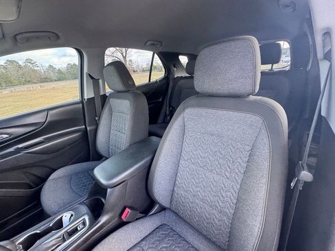Used 2024 Chevrolet Equinox LT image 11