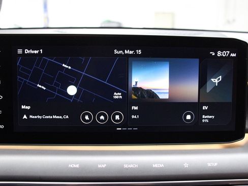 Used 2024 Kia EV9 Land image 34