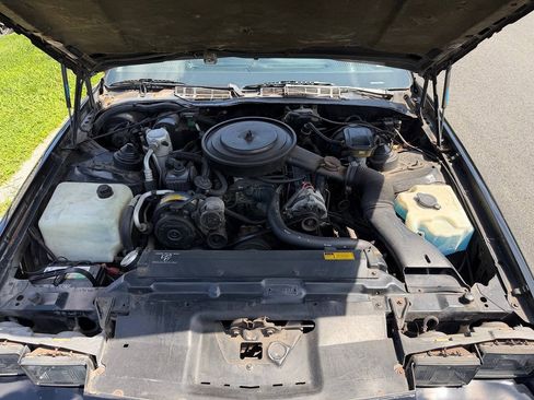 Used 1989 Chevrolet Camaro IROC-Z RWD image 18