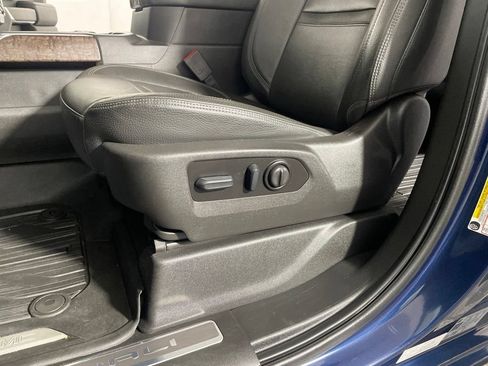 Used 2022 GMC Sierra 3500 Denali AWD/4WD image 12