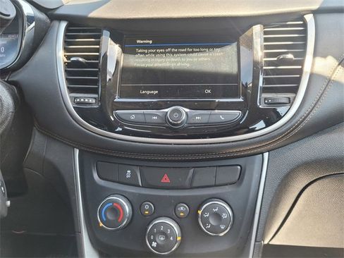 Used 2019 Chevrolet Trax LS image 10