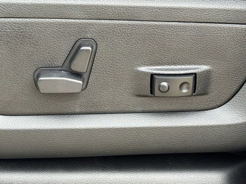 New 2026 RAM 2500 Laramie w/ Night Edition image 12