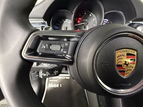 New 2025 Porsche Macan image 40