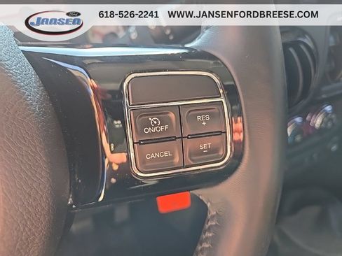 Used 2017 Jeep Wrangler Unlimited Sahara AWD/4WD image 33