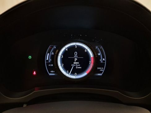 Used 2017 Lexus IS 350 F Sport image 17