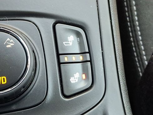 Certified 2023 GMC Terrain SLE w/ Driver Convenience Package AWD/4WD image 19