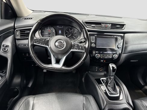 Used 2017 Nissan Rogue SL image 19
