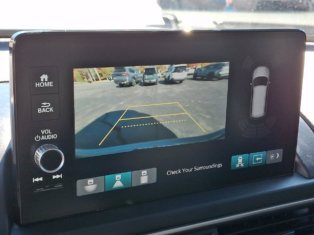 Used 2024 Honda Pilot Touring image 20
