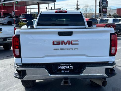 Used 2023 GMC Sierra 3500 Pro w/ Fleet Convenience Package image 9