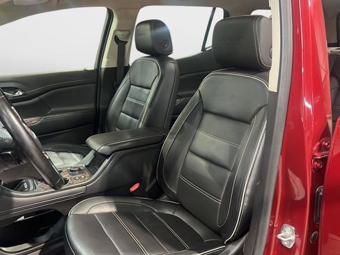 Used 2020 GMC Acadia Denali w/ Technology Package image 48