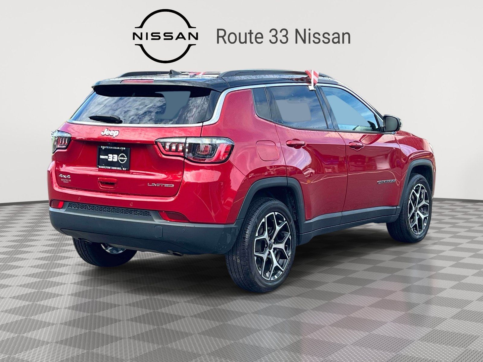 Used 2025 Jeep Compass Limited AWD/4WD image 4
