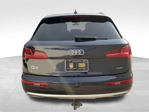 Used 2020 Audi Q5 Prestige AWD/4WD image 6