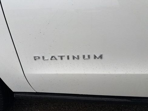 New 2025 Ford Expedition Platinum w/ Platinum Ultimate Package AWD/4WD image 7