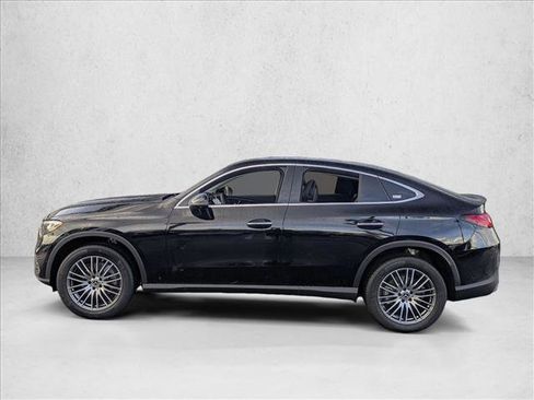 Certified 2025 Mercedes-Benz GLC 300 4MATIC image 8