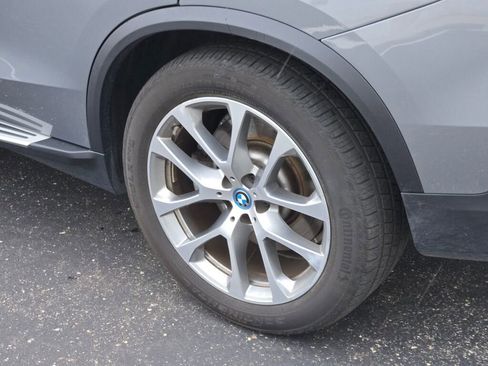 Used 2025 BMW X5 xDrive50e image 14