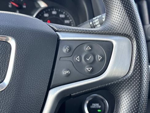 Used 2022 GMC Terrain SLE w/ Driver Convenience Package image 22