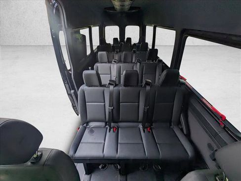Used 2024 Mercedes-Benz Sprinter 2500 image 17
