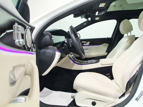 Certified 2023 Mercedes-Benz E 350 4MATIC Sedan image 4