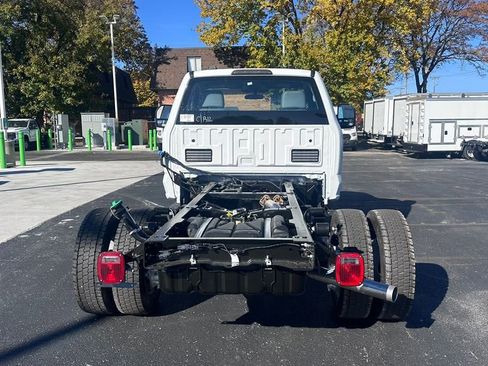 New 2024 Ford F550 4x4 Regular Cab Super Duty image 6