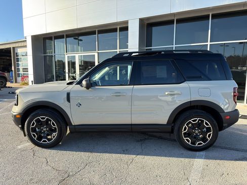 New 2025 Ford Bronco Sport Outer Banks w/ Outer Banks Tech Package+ image 4