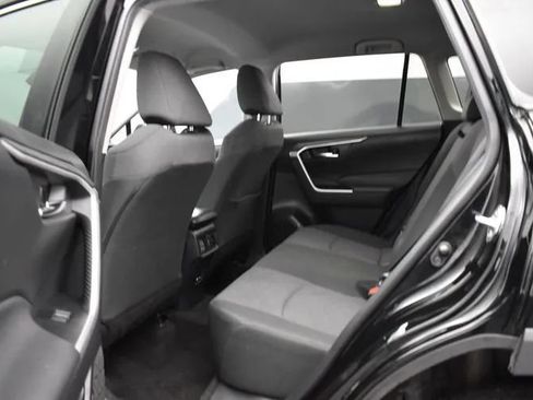 Used 2024 Toyota RAV4 XLE FWD image 15