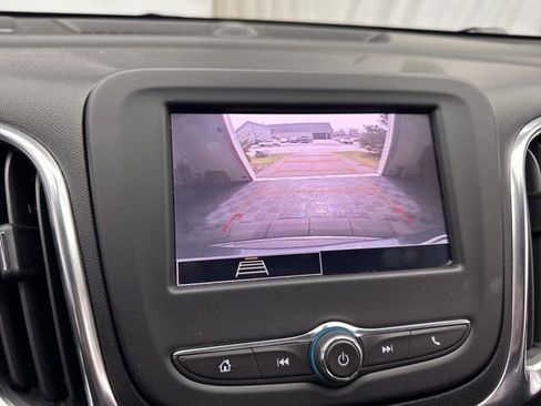 Used 2022 Chevrolet Equinox LT image 22