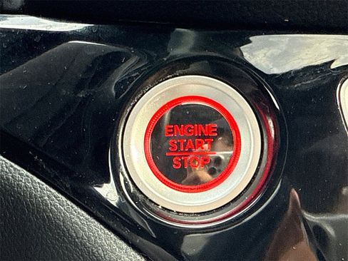 Certified 2022 Honda Pilot Touring image 25