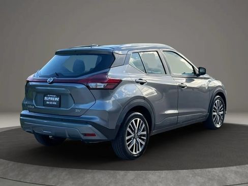 Used 2021 Nissan Kicks SV FWD image 3