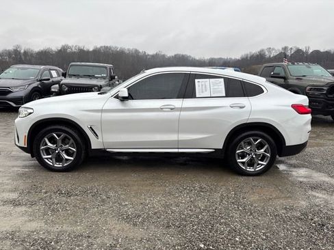 Used 2024 BMW X4 xDrive30i w/ Premium Package image 2