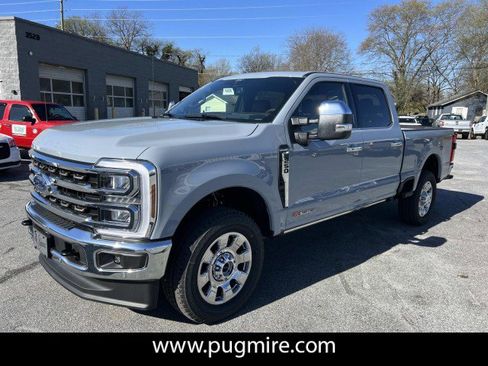 New 2026 Ford F250 King Ranch w/ Chrome Package image 3