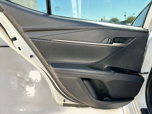Used 2025 Toyota Camry SE image 25