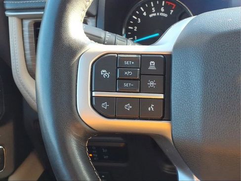 Used 2024 Ford Expedition Max Limited image 17